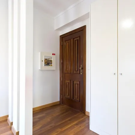 Aposentus - The First Apartment